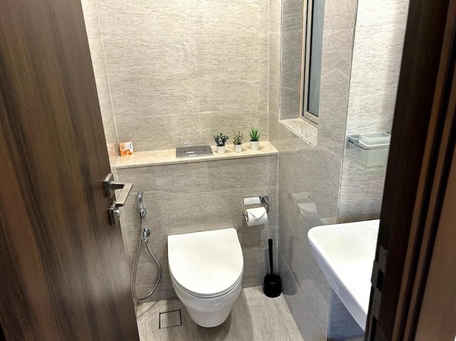 Apartment 1bhk In Hiranandani Powai B Mumbai