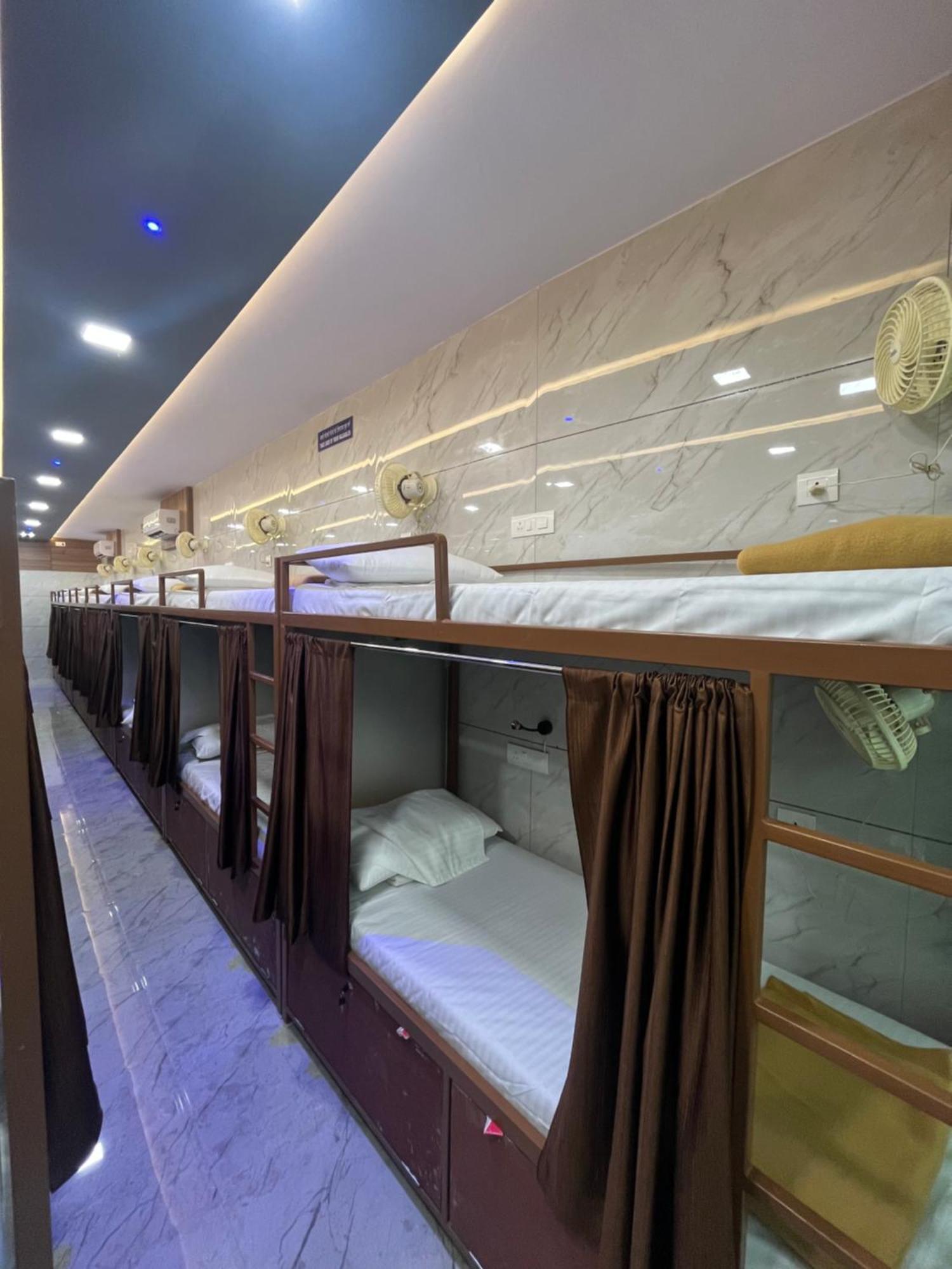 Apex Andheri - Near Airport And Marol Metro Station Apartment Mumbai