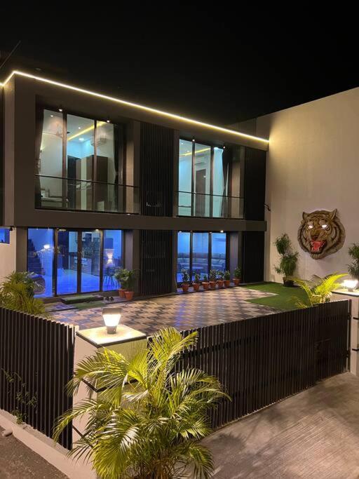 Stayhaven Starmount 4bhk & Pool Villa *