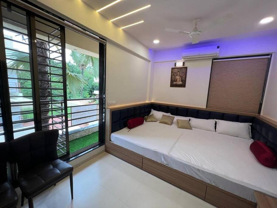 Pousada 3bhk Parindacasa With Pvt Pool & Uhd Theatre