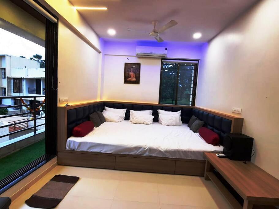 3bhk Parindacasa With Pvt Pool & Uhd Theatre