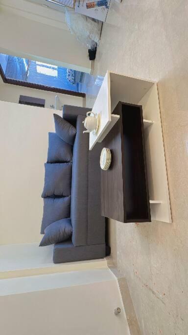 Pixiestays 2bhk Flat Malad *