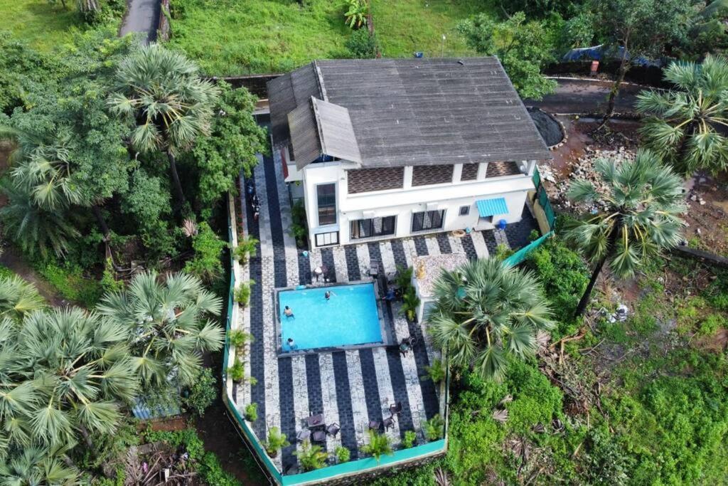 Stayhaven Aqua With Pvt Theatre & Pool * Bombaim