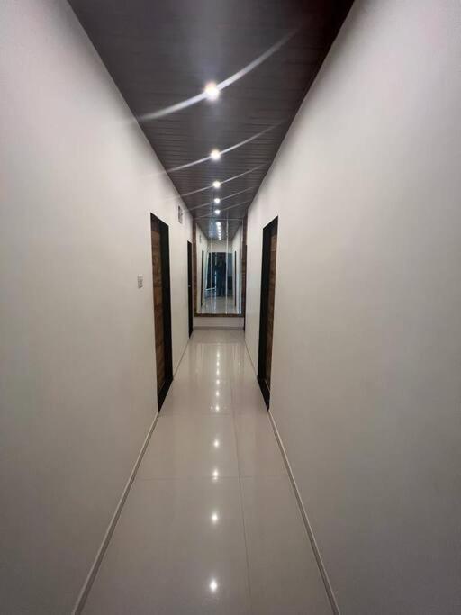 Stayhaven Aqua With Pvt Theatre & Pool Pousada *