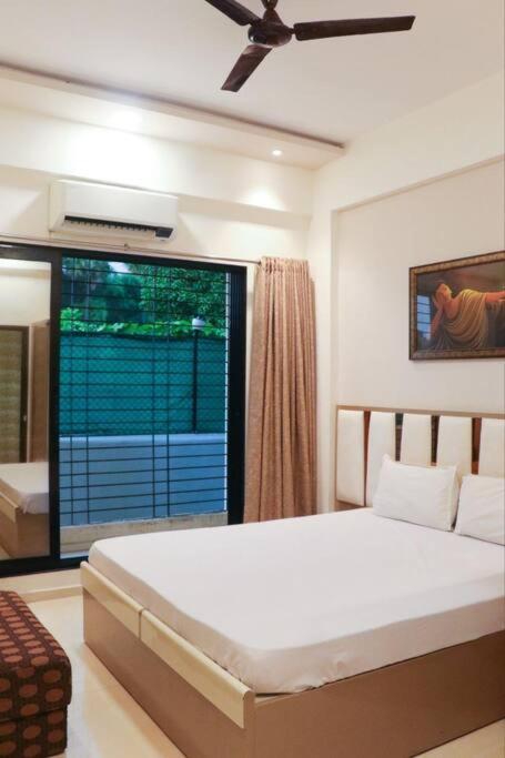 Stayhaven Aqua With Pvt Theatre & Pool * Bombaim