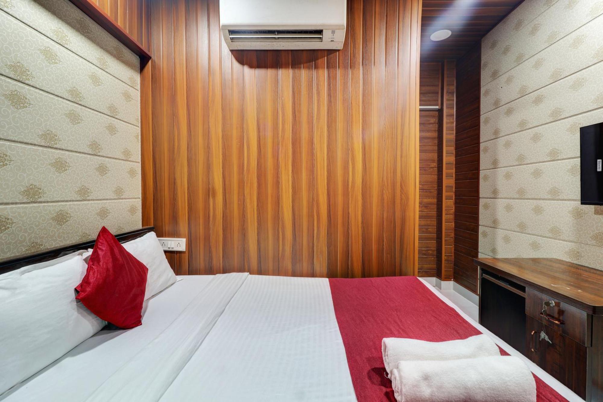 Ab Residency Near Kokilaben Dhirubhai Ambani Hospital Andheri West Hotel Mumbai