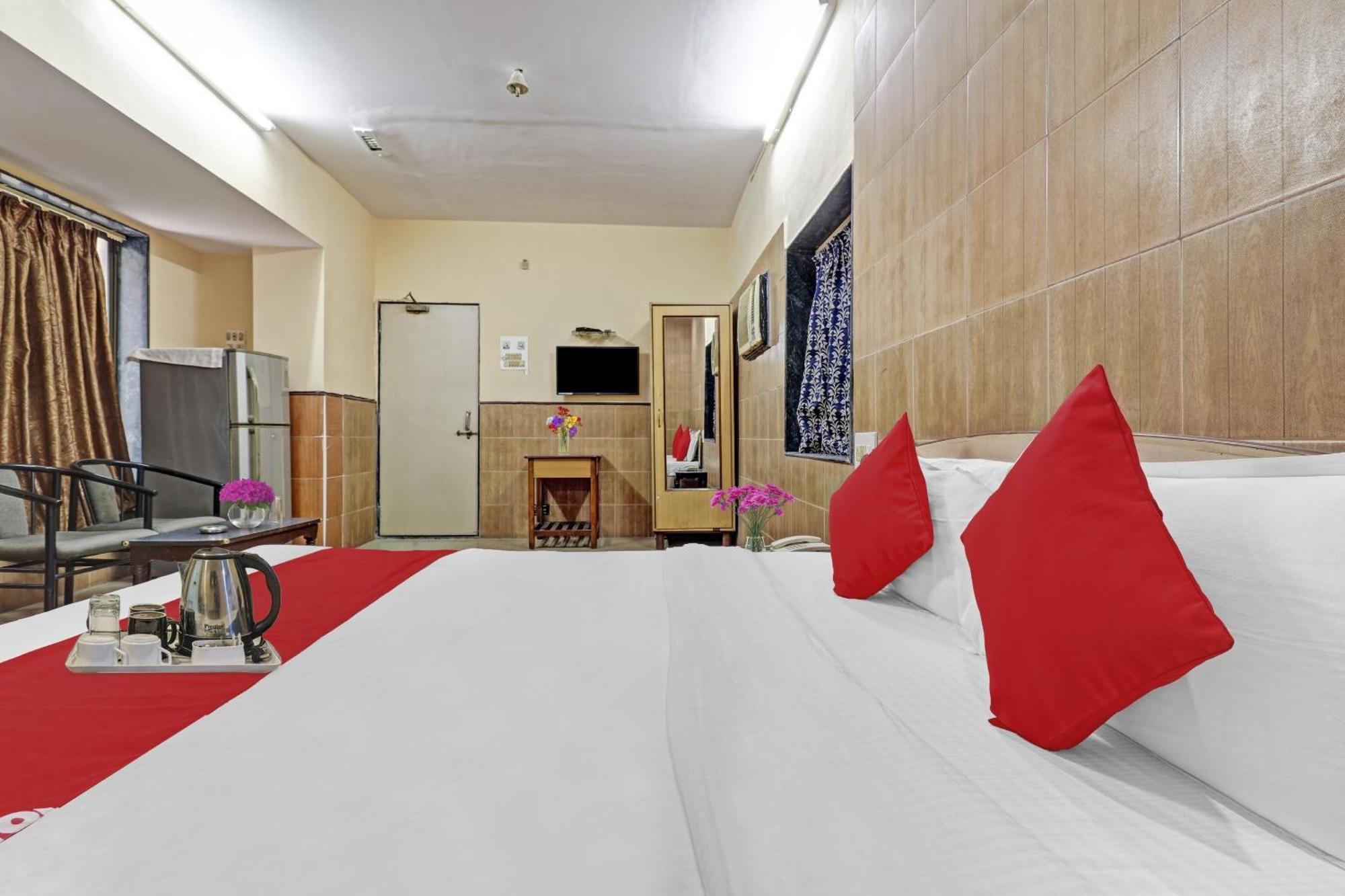 Super O Rajdoot Near Phoenix Palladium