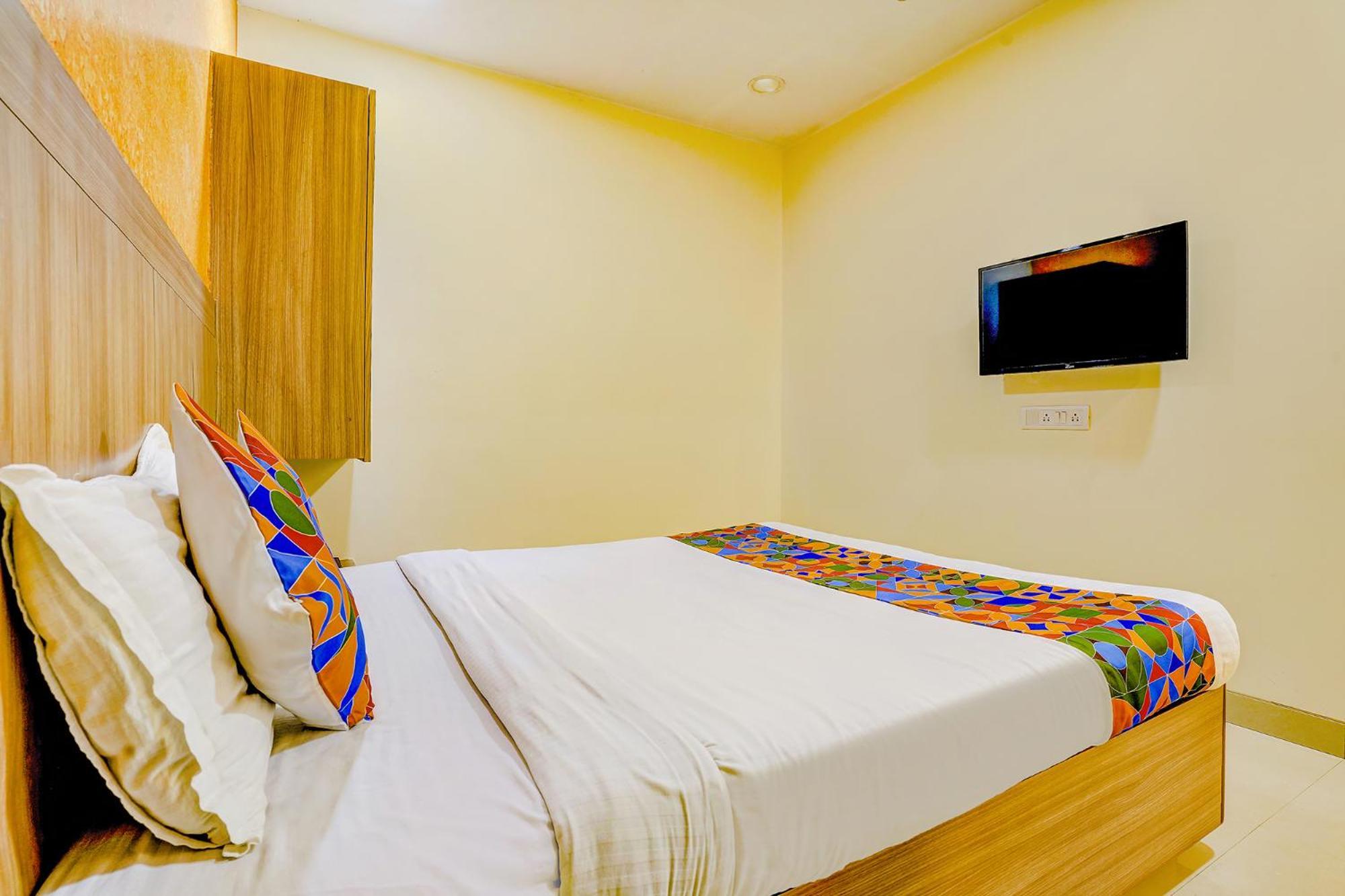 Hotel Fabhotel Prakash - Nr International Airport 3*