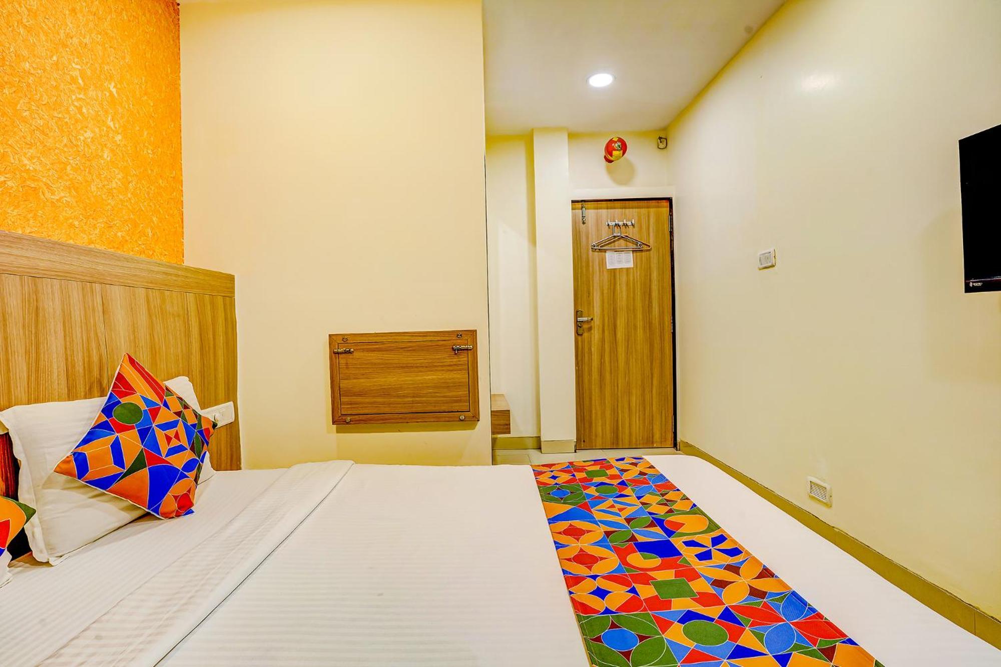 Hotel Fabhotel Prakash - Nr International Airport 3*