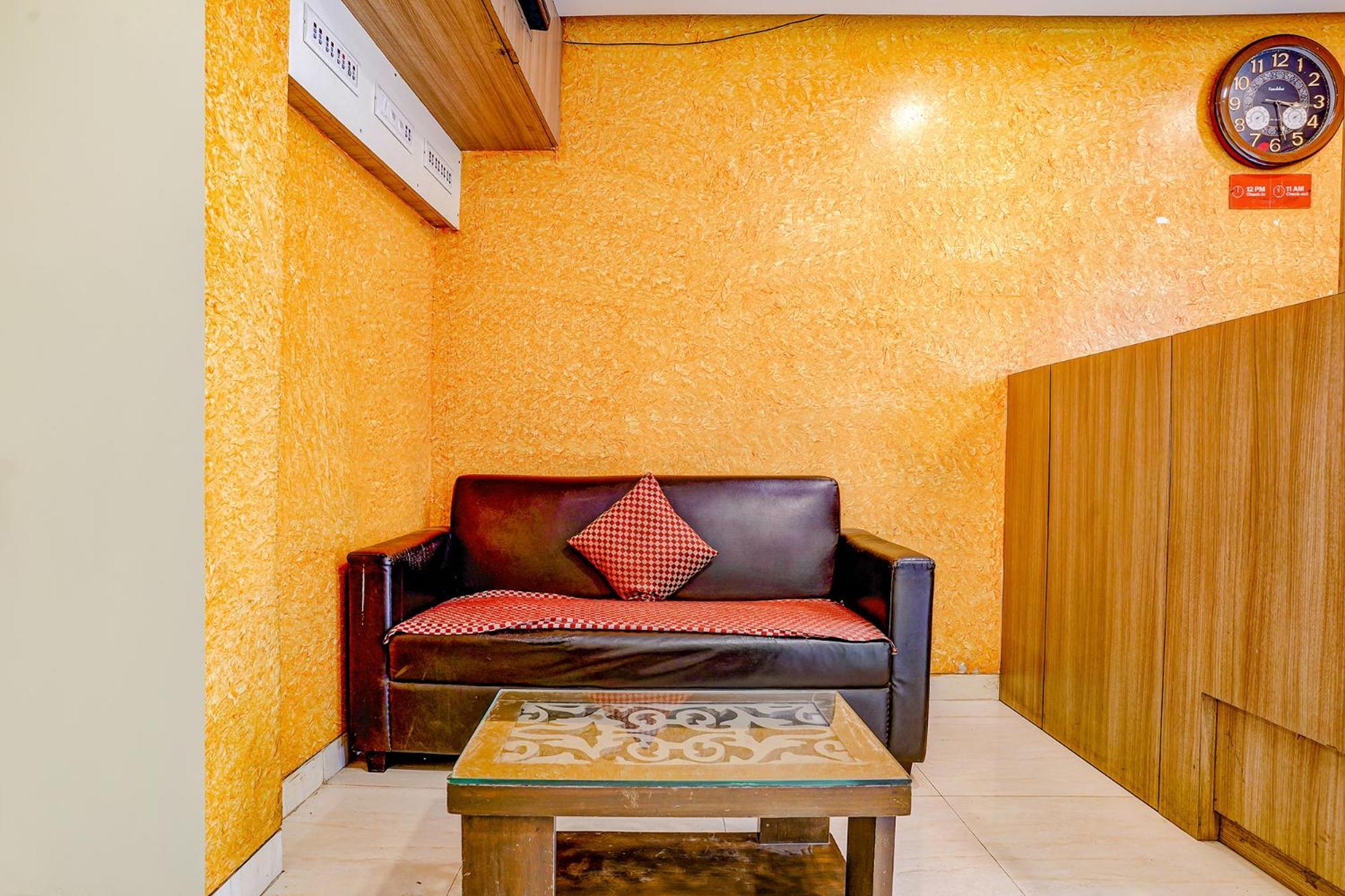 Fabexpress Prakash - Nr International Airport 3* Bombaim