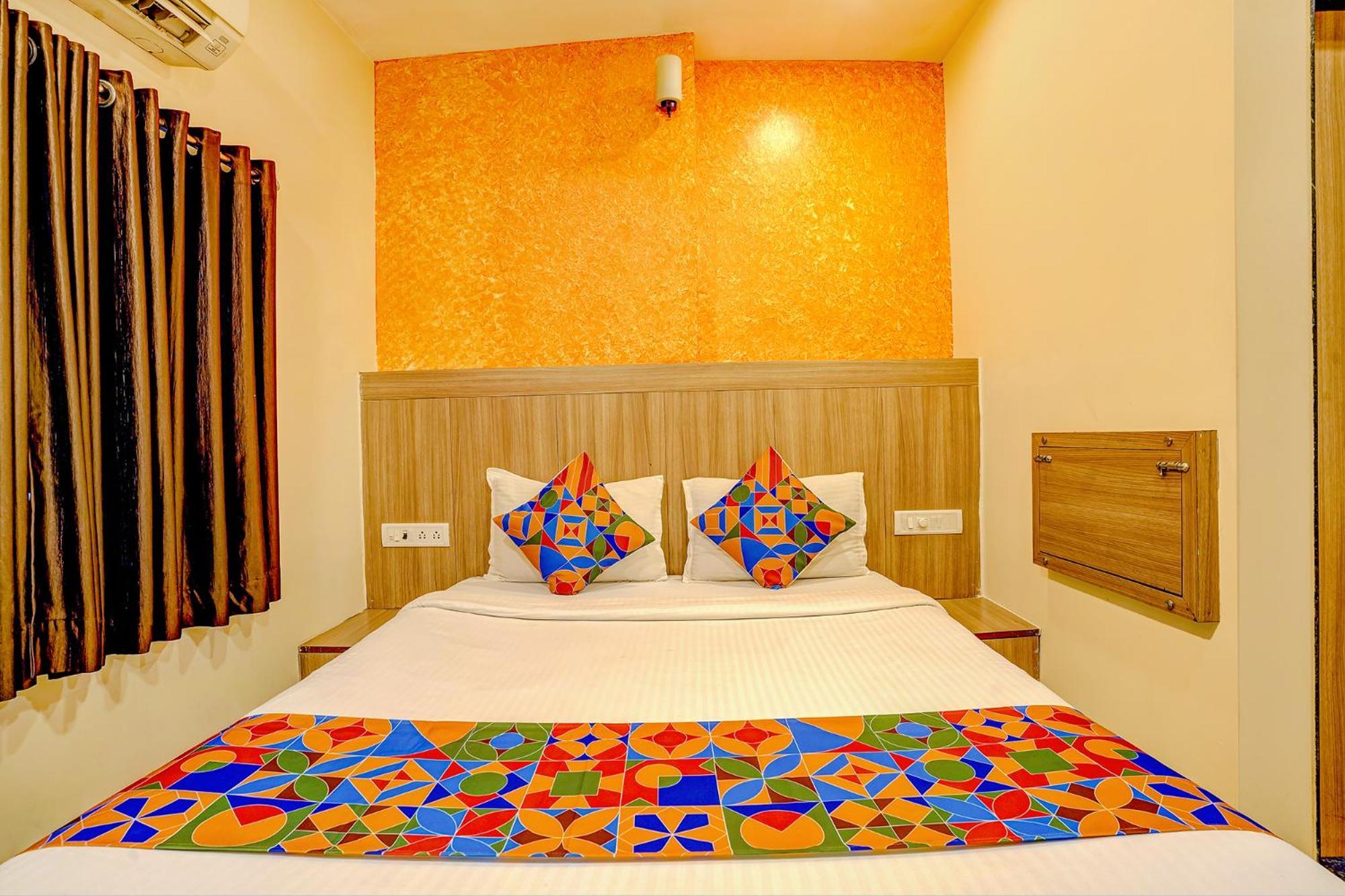 Fabhotel Prakash - Nr International Airport Hotel 3*