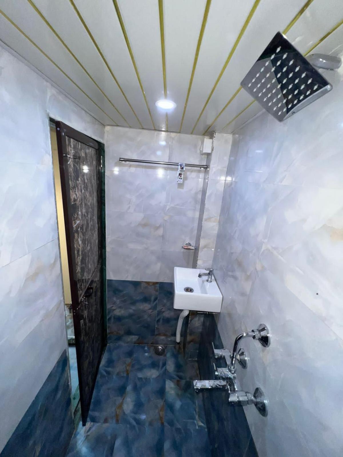 Qadari Hostel Mumbai