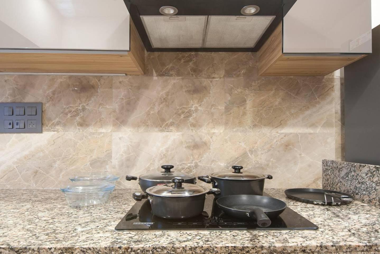 Orbit Luxury Service Apartment *