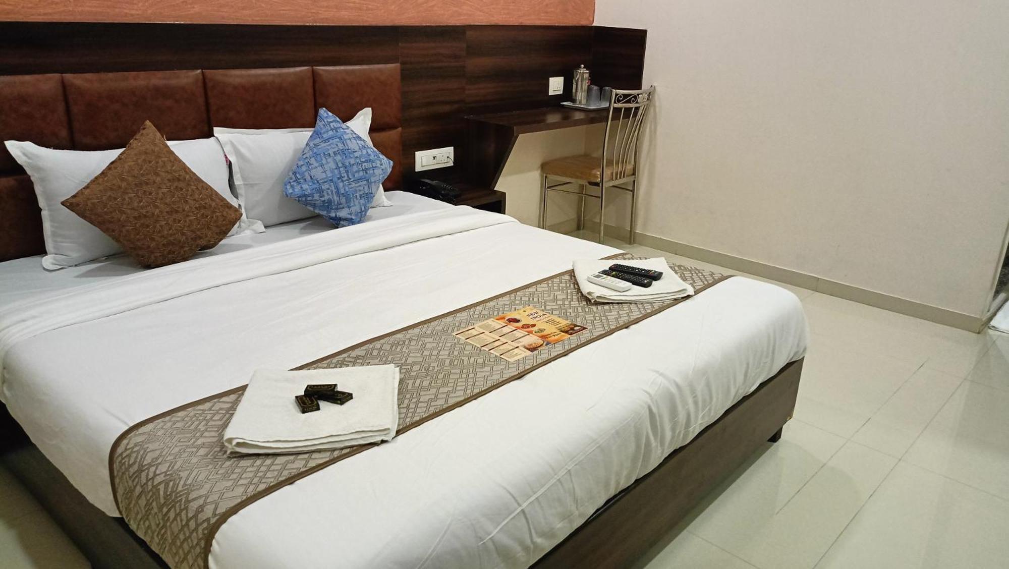 Fabhotel Bkc Anex Hotel