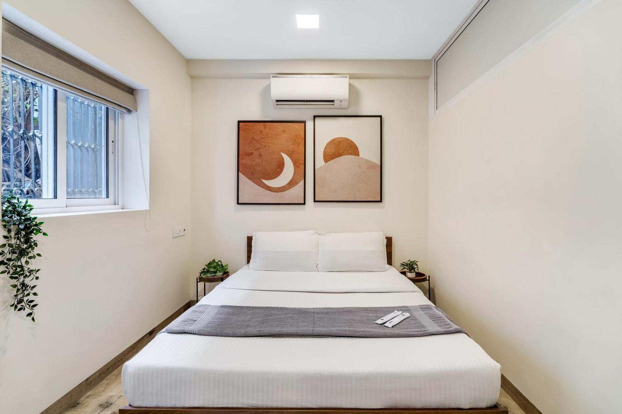 Maven 1bhk Khar W By The Company Bed & Breakfast Mumbai