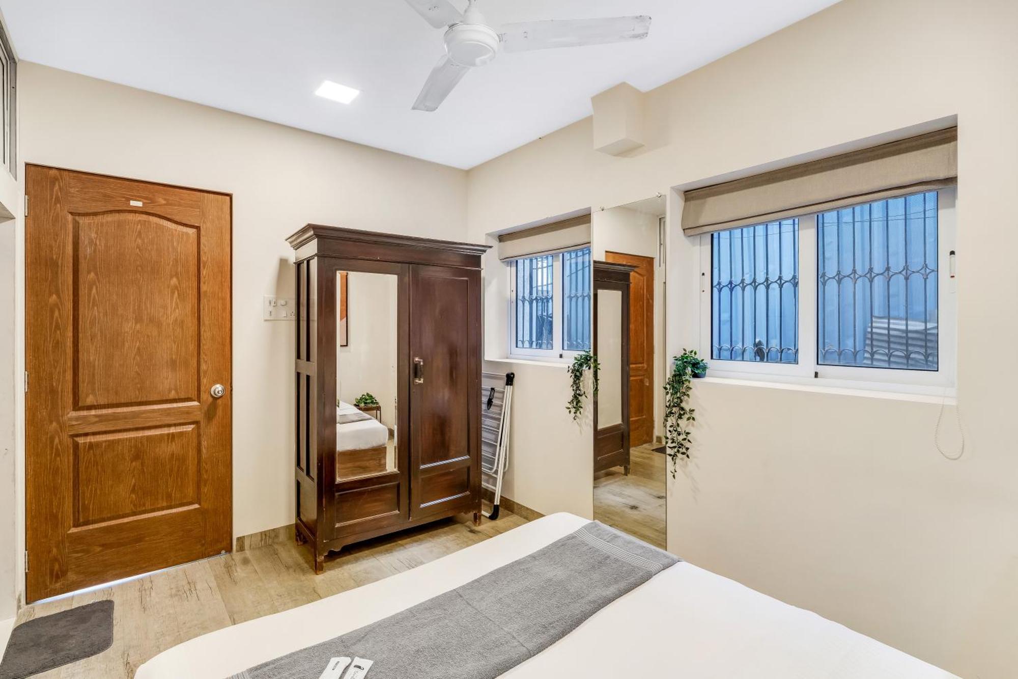 Maven 1bhk Khar W By The Company Bed & Breakfast *