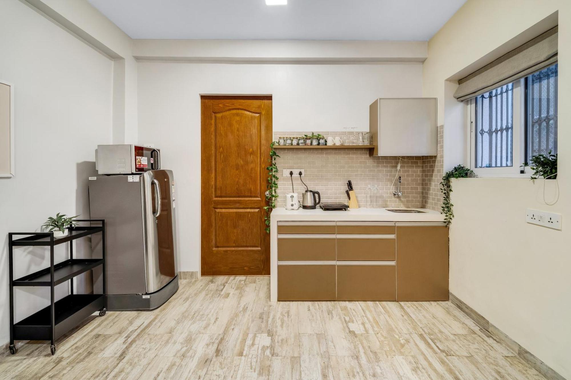 Cleo 1bhk Khar W By The Company Mumbai