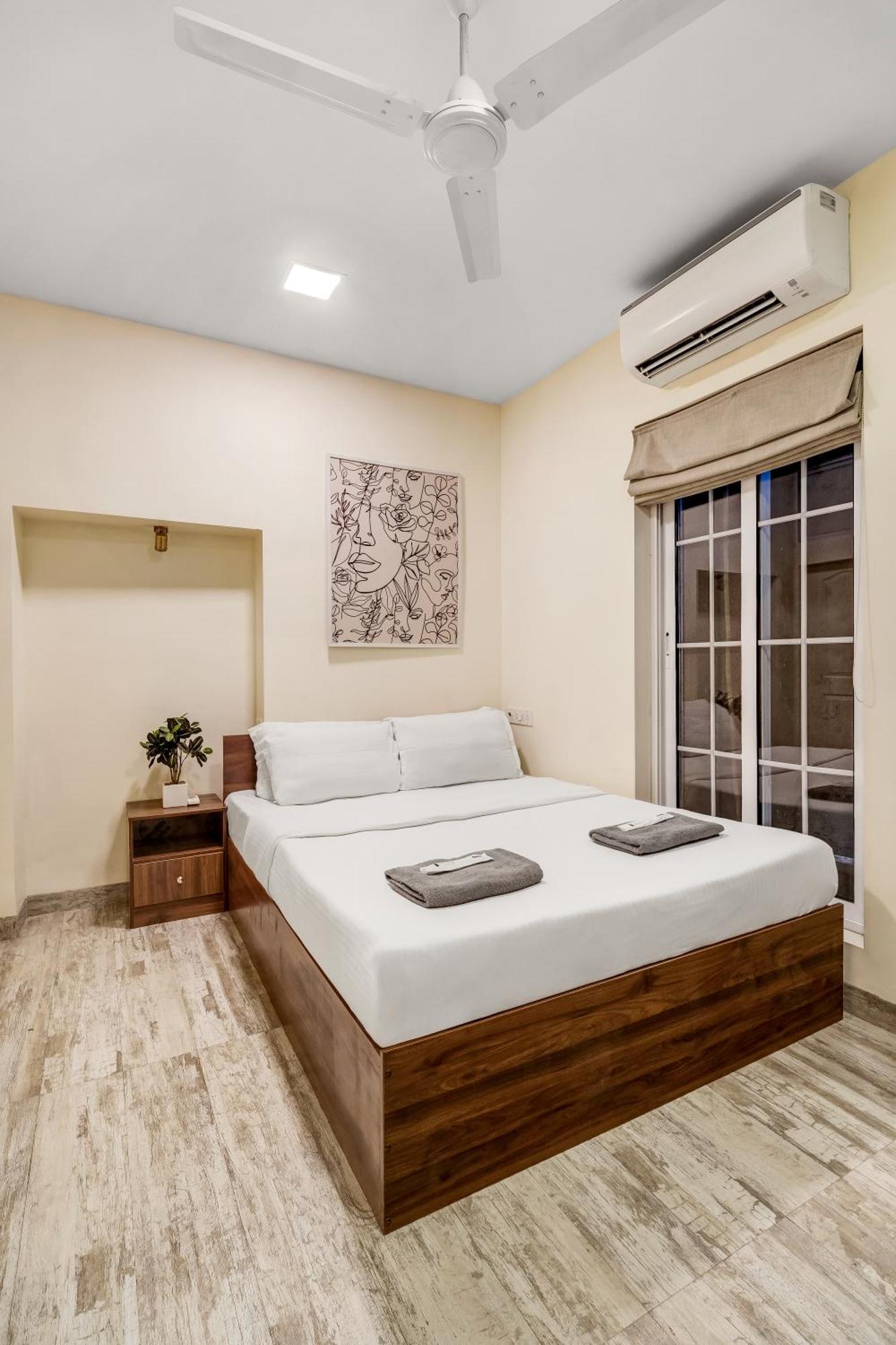Cleo 1bhk Khar W By The Company * Mumbai