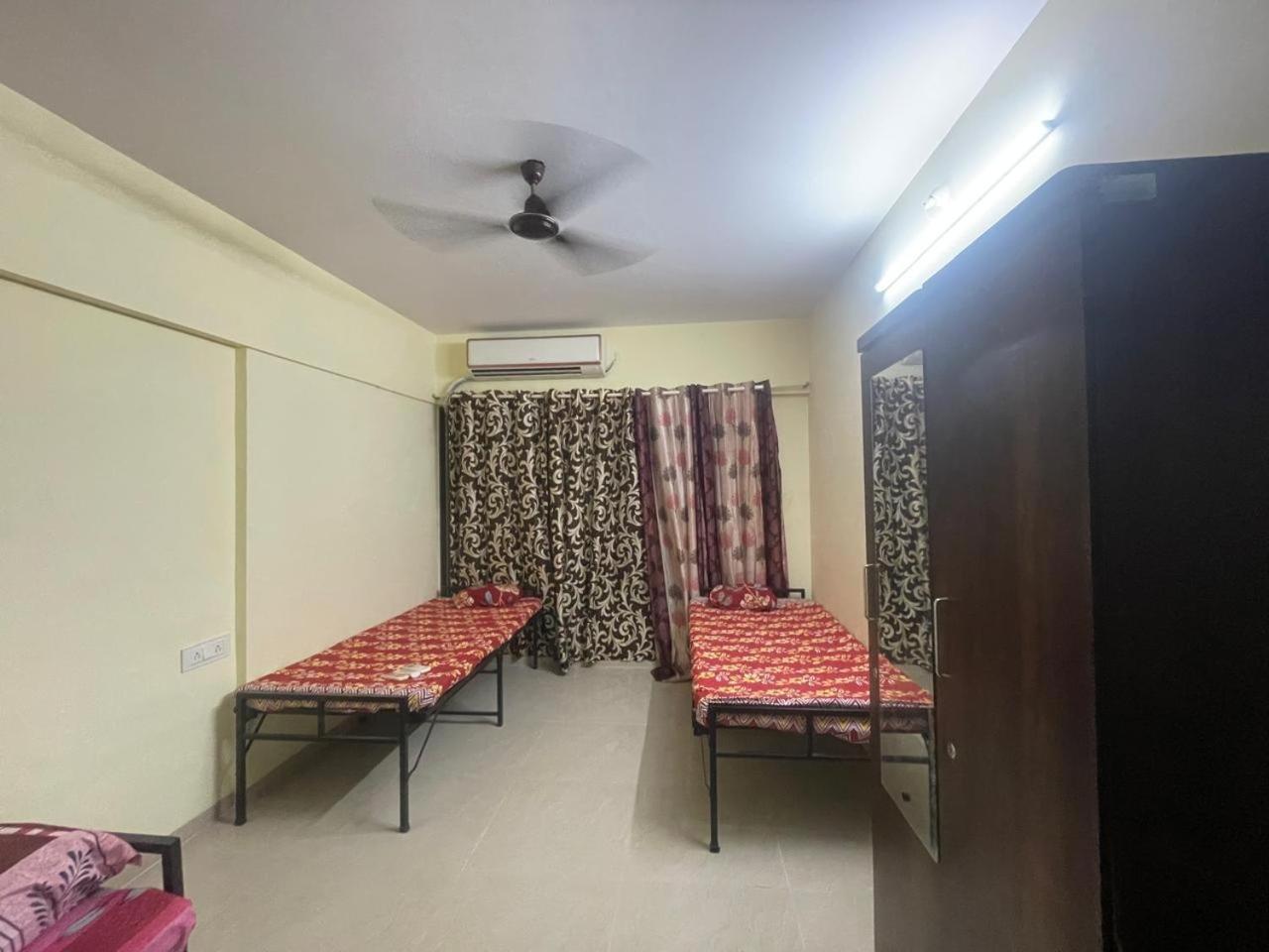 Juhu Shared Living Apartment *