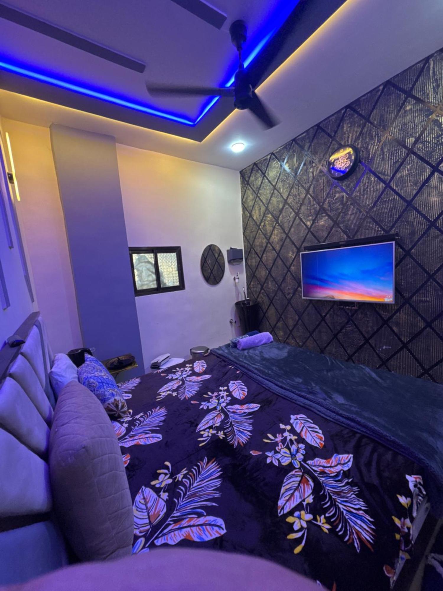 Budget Near Bkc2 Homestay *