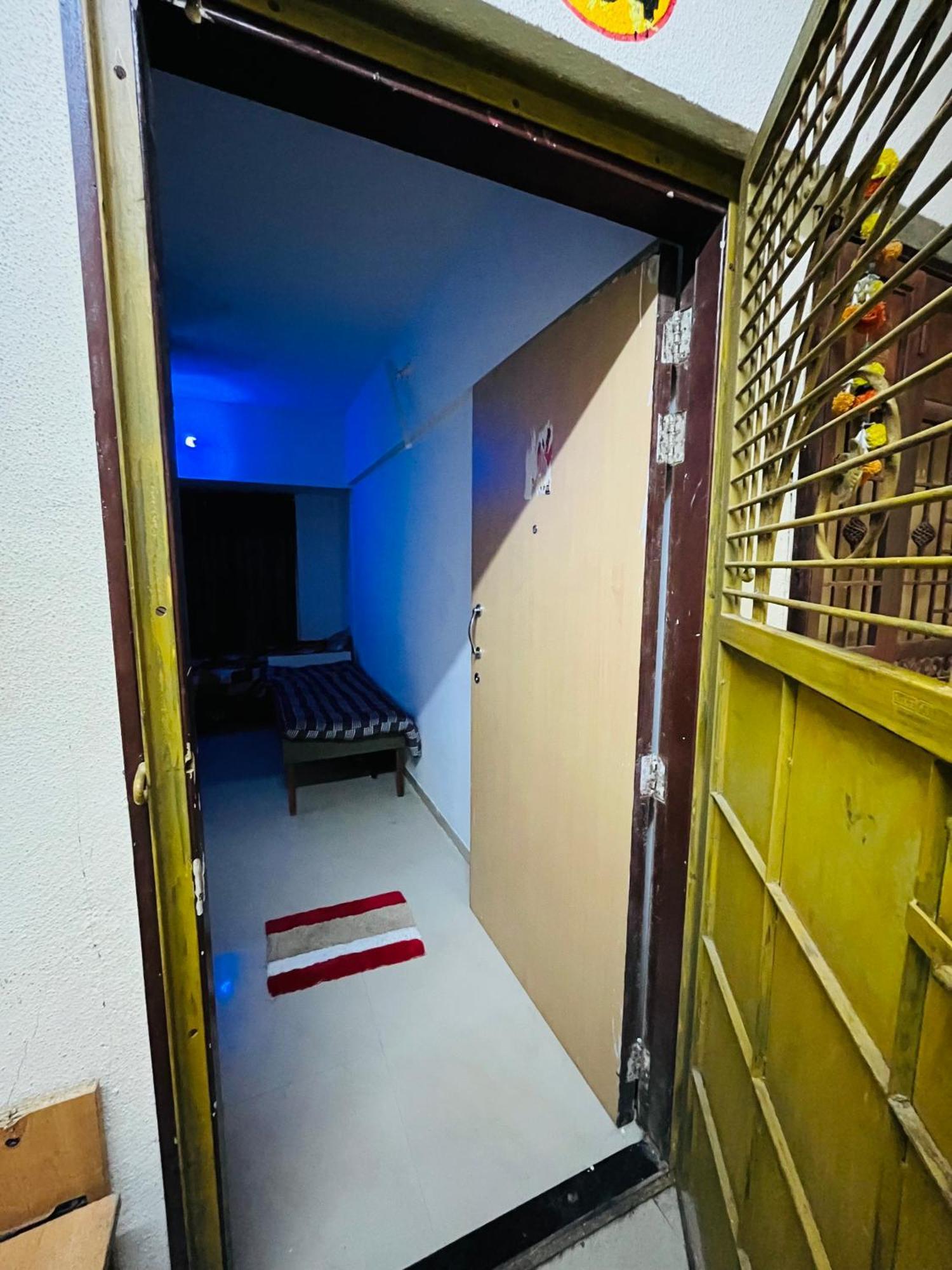 Hostel Ak Homez Mumbai