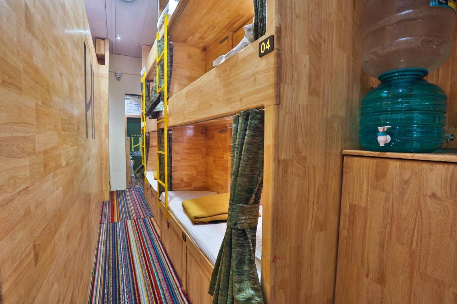 Gateway Hostel *
