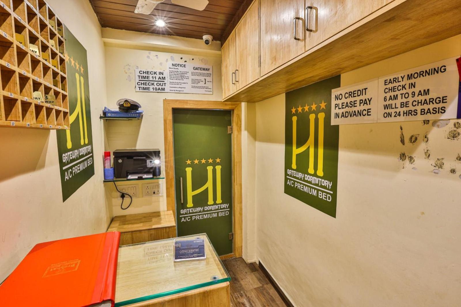 Hostel Gateway *