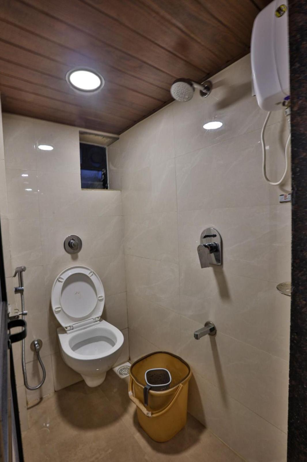 Gateway Hostel *
