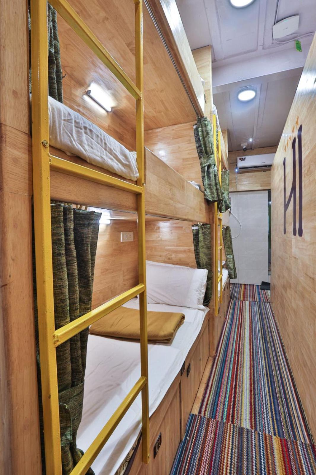 Gateway Hostel *