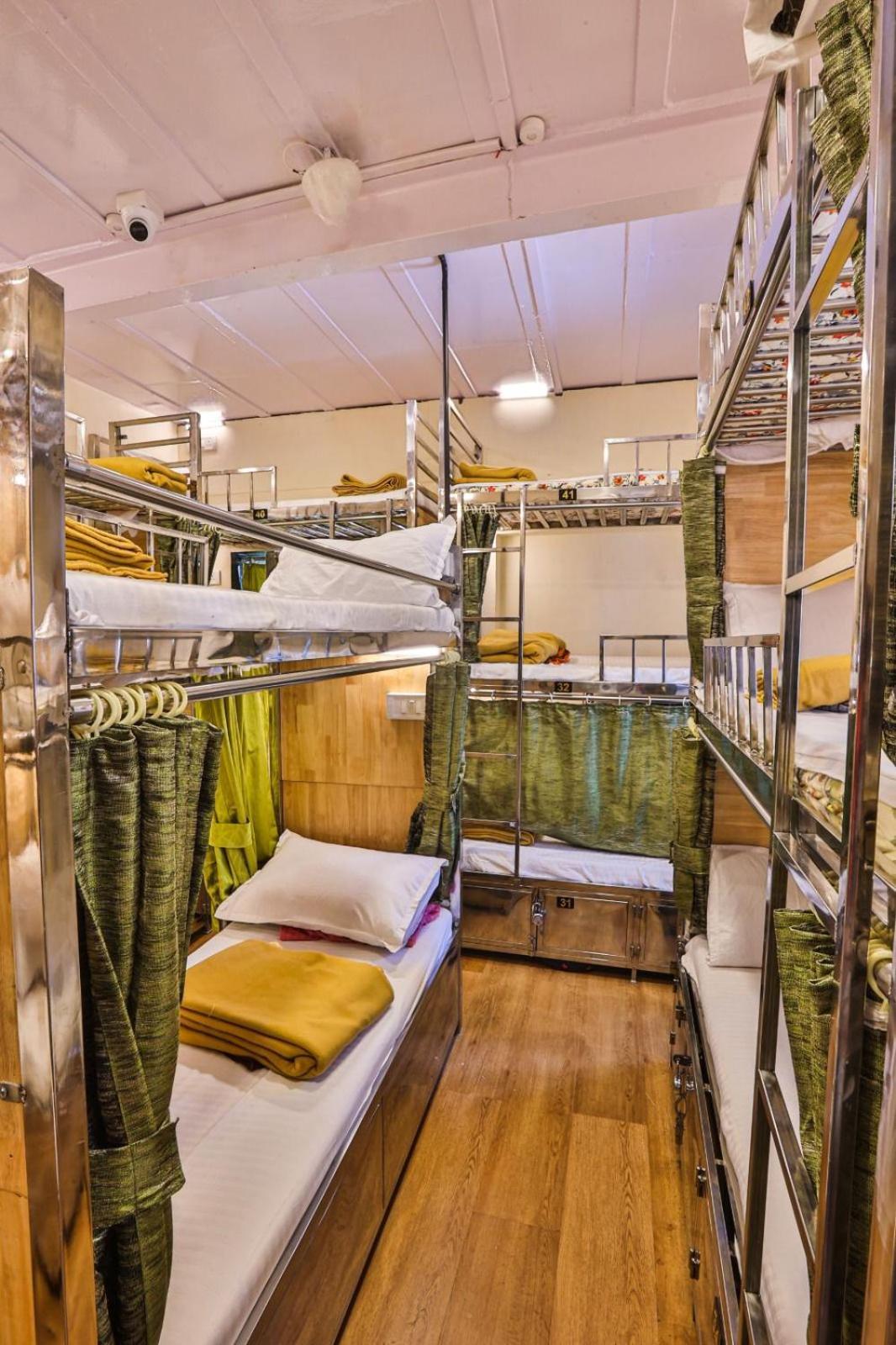 Hostel Gateway *