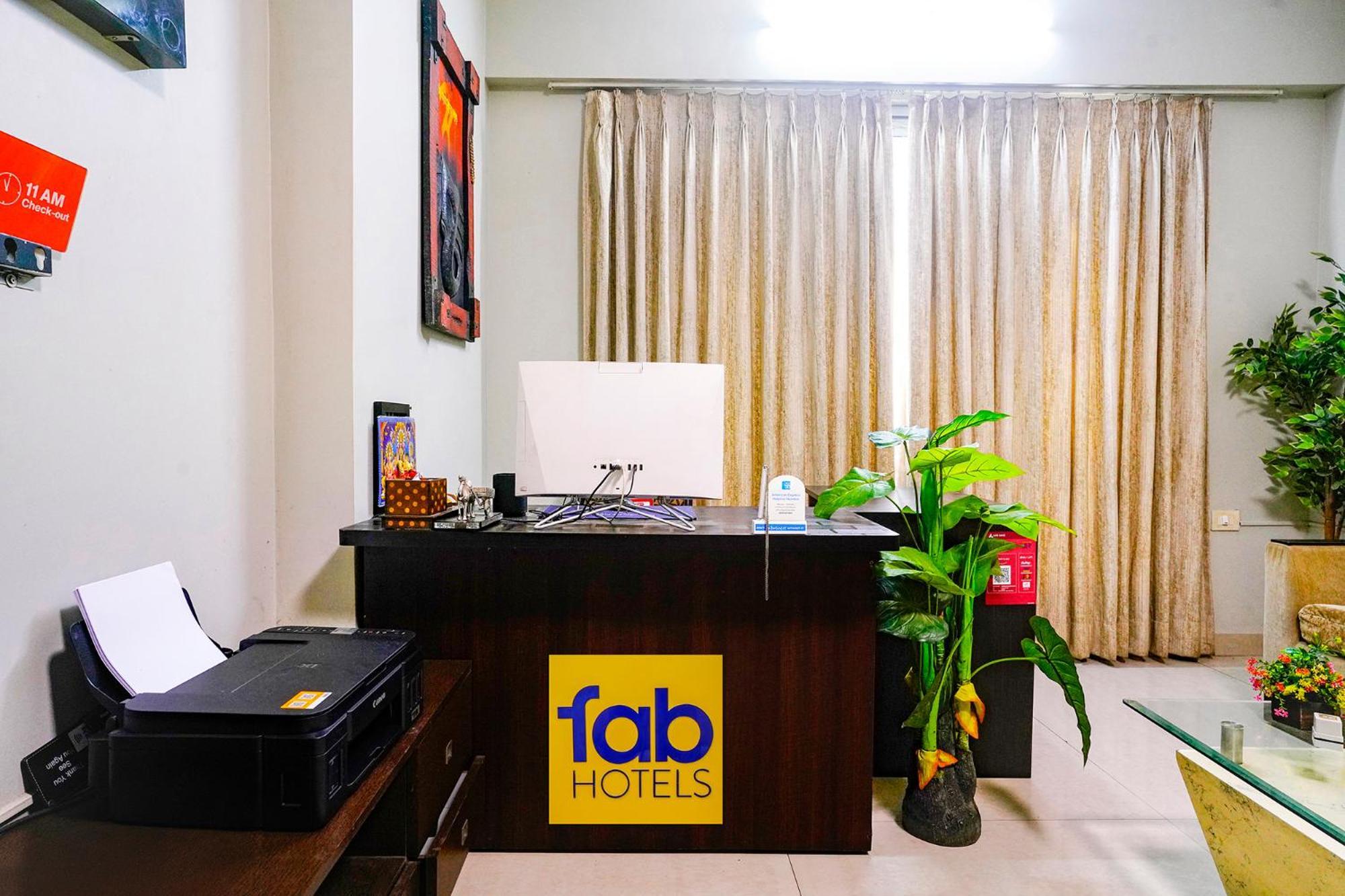 Fabhotel Corporate Bandra Apartment Mumbai