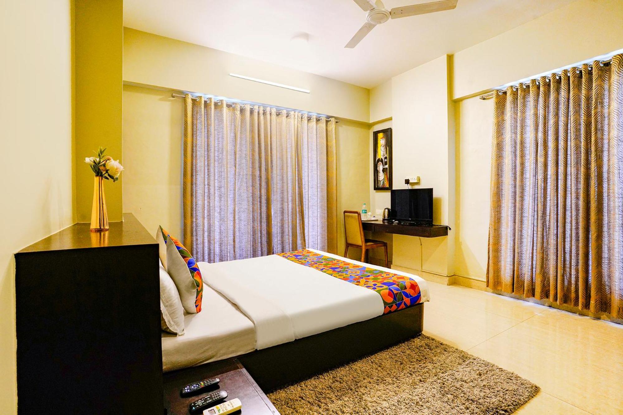 Fabhotel Corporate Bandra *