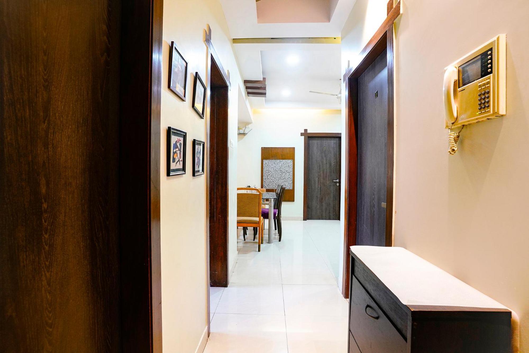 Fabhotel Corporate Bandra Apartment