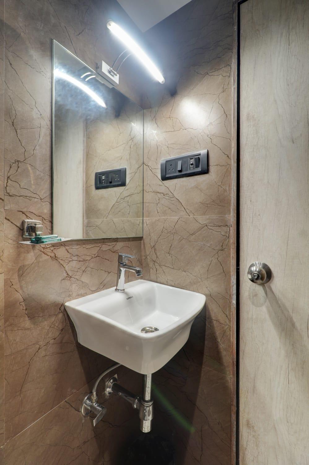Luxury Embrace Near Exhibition Center * Mumbai