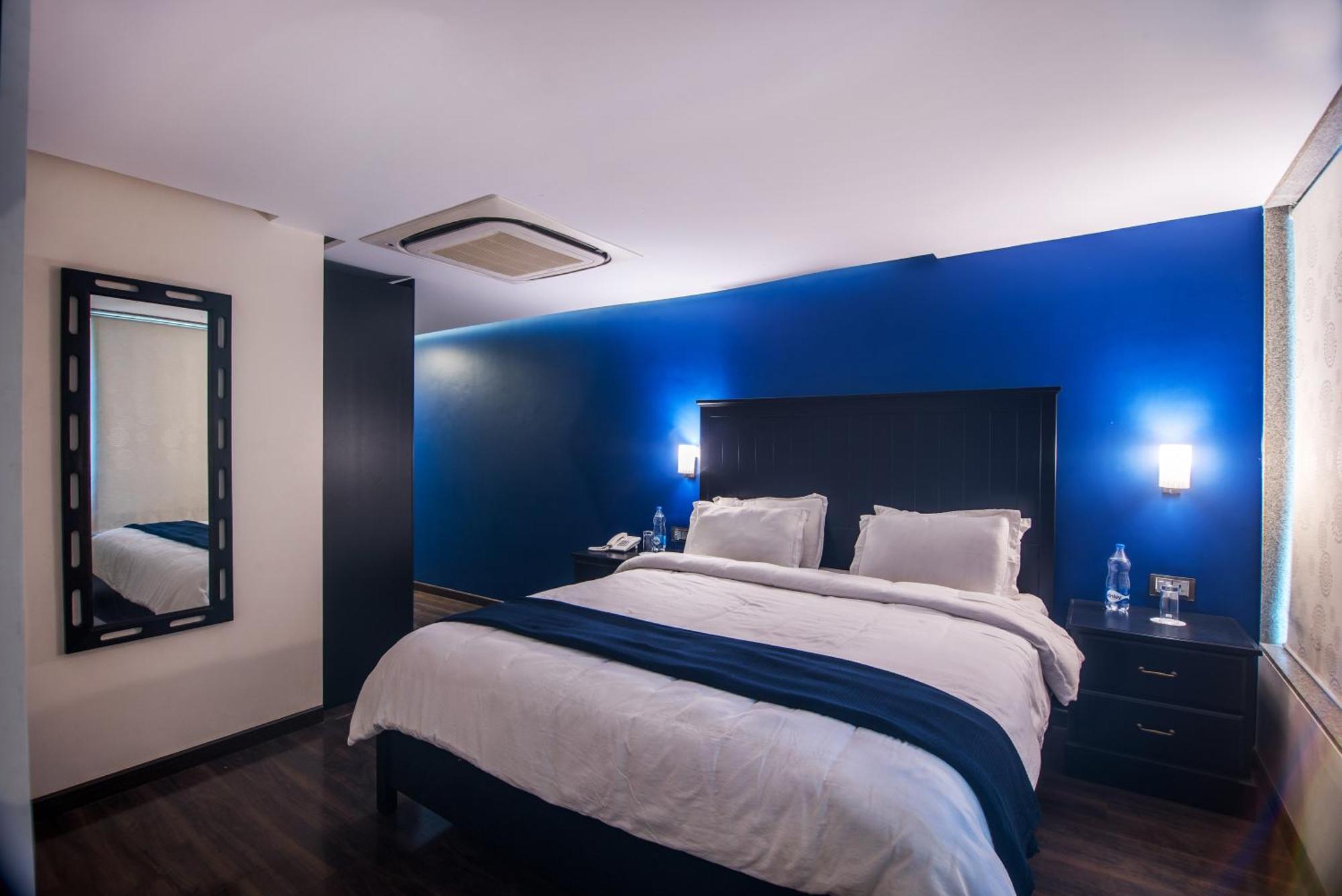 Bed & Breakfast The V Sadan Mumbai
