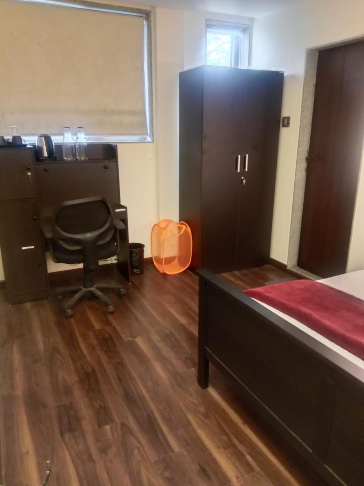 Bed & Breakfast The V Sadan