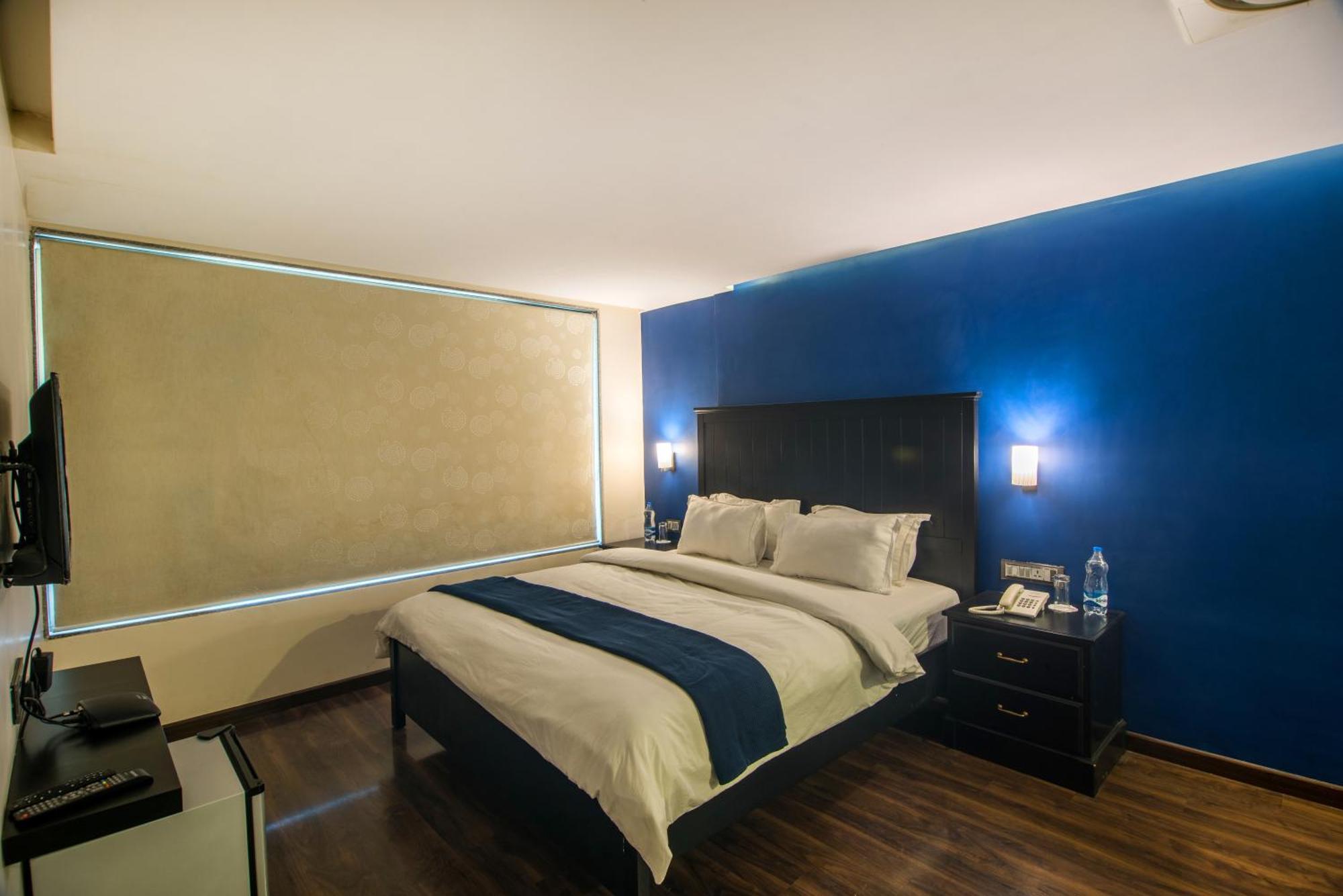 The V Sadan Bed & Breakfast *