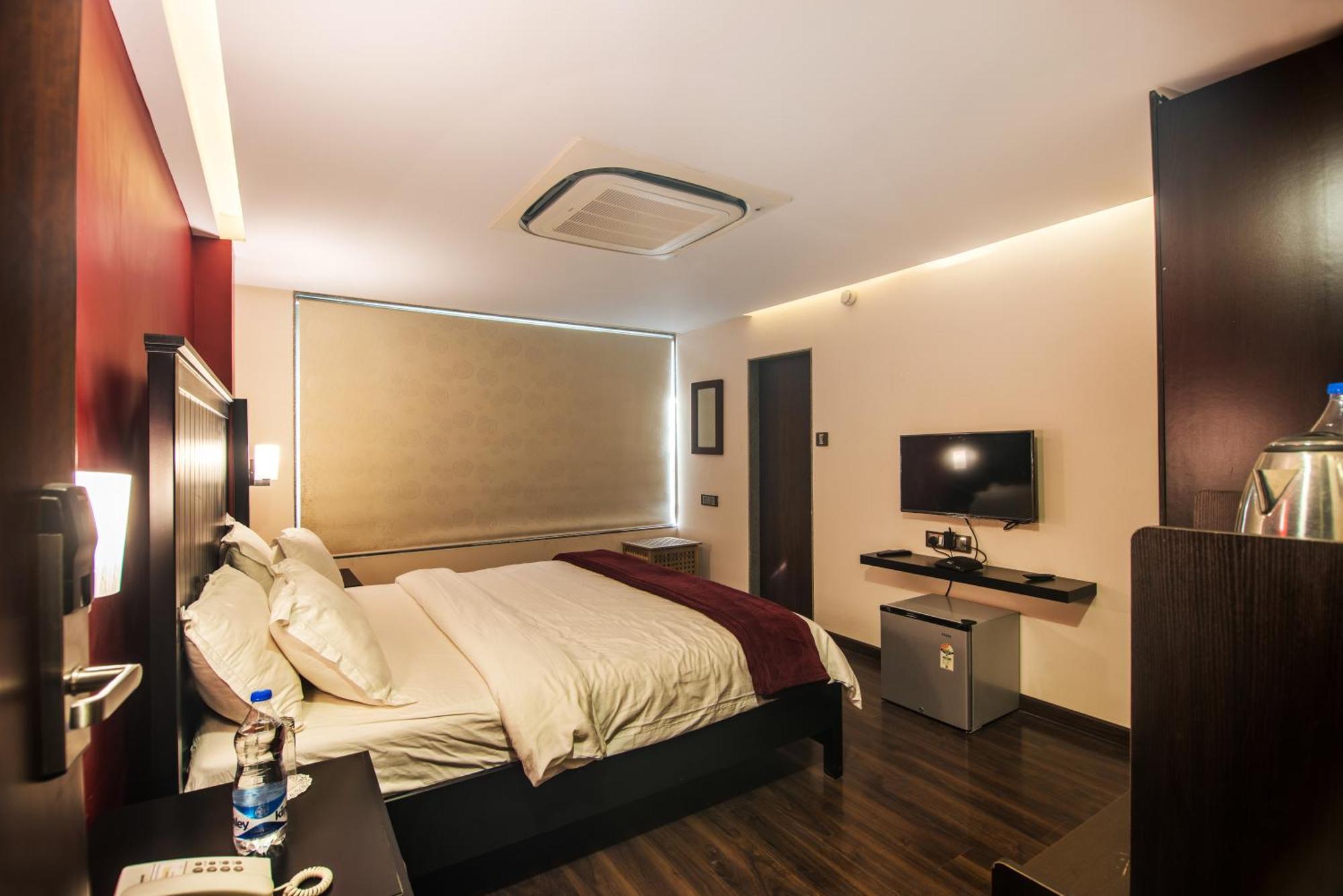 The V Sadan Bed & Breakfast *