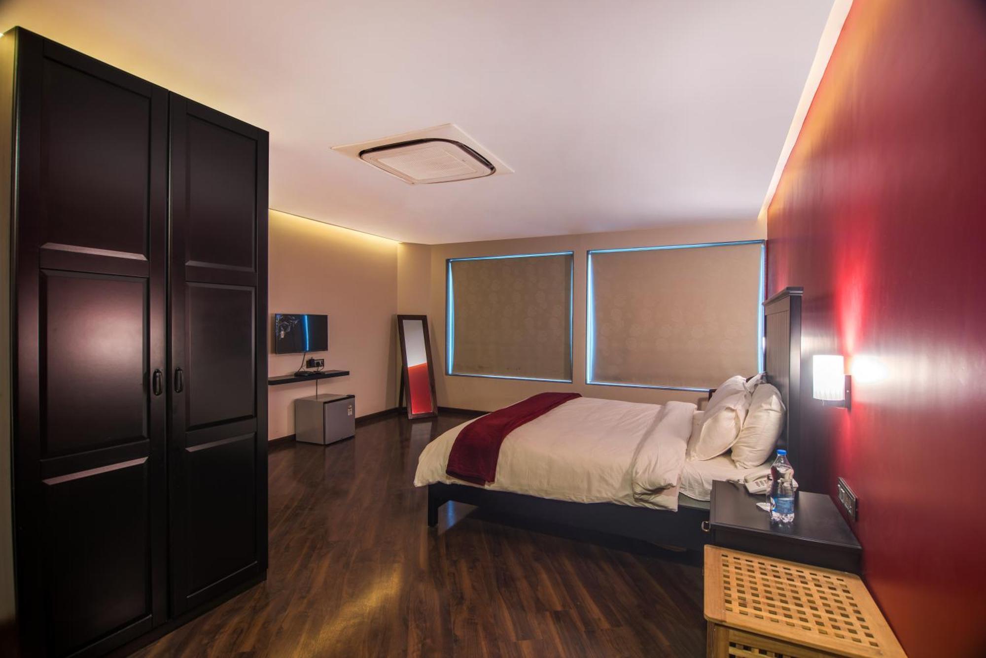 The V Sadan Bed & Breakfast