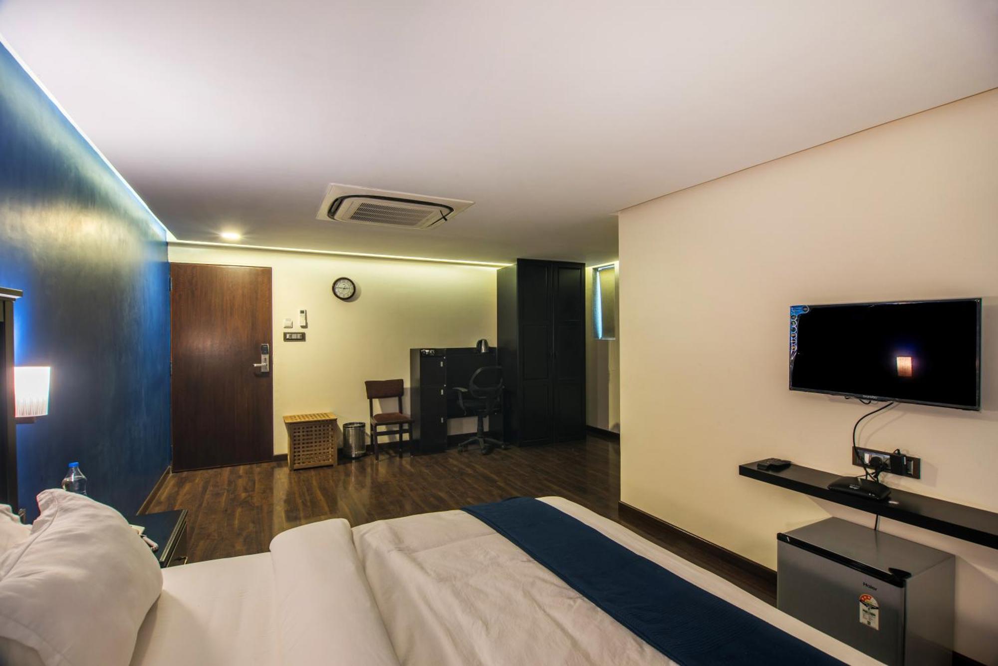 The V Sadan Bed & Breakfast *