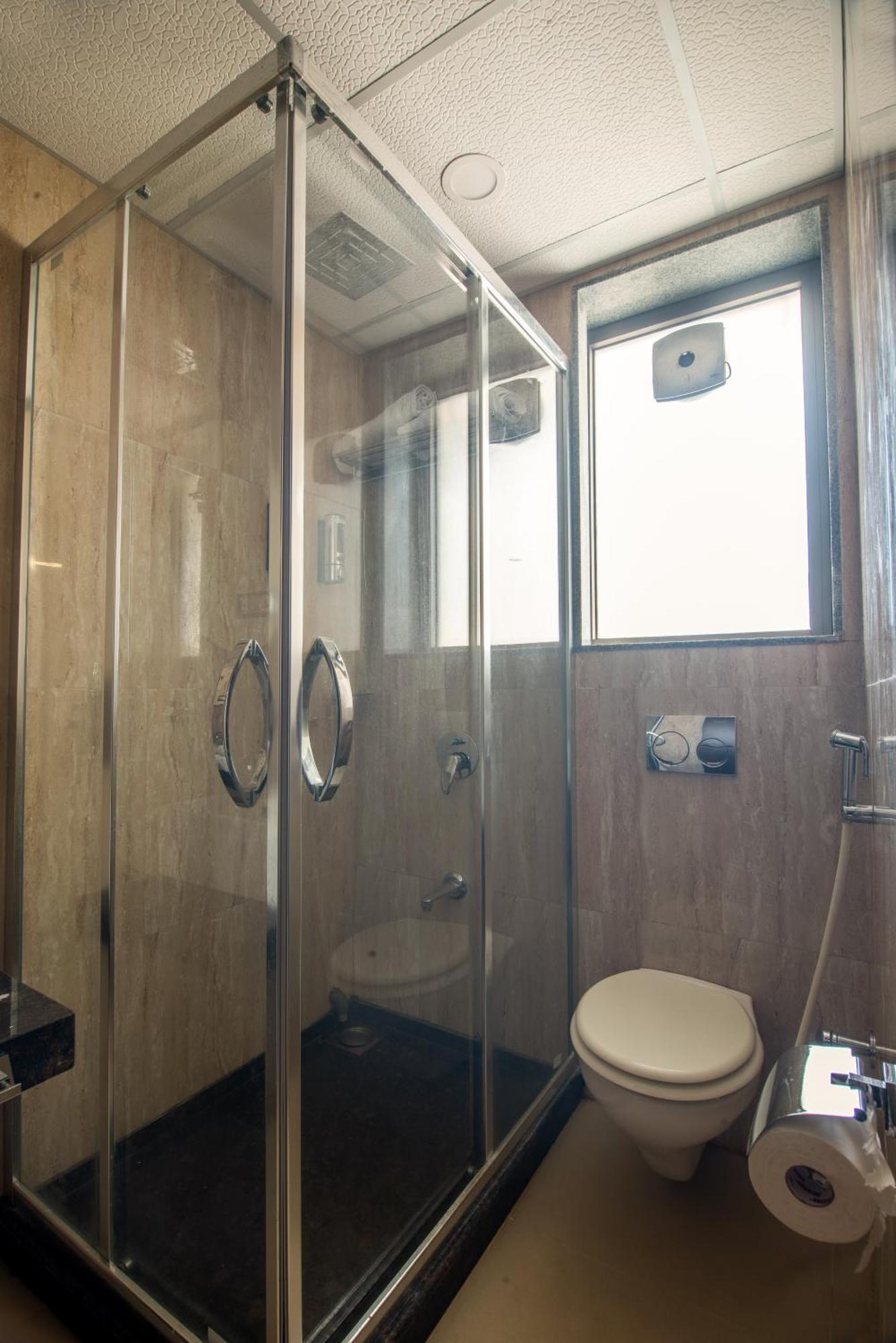 Bed & Breakfast The V Sadan