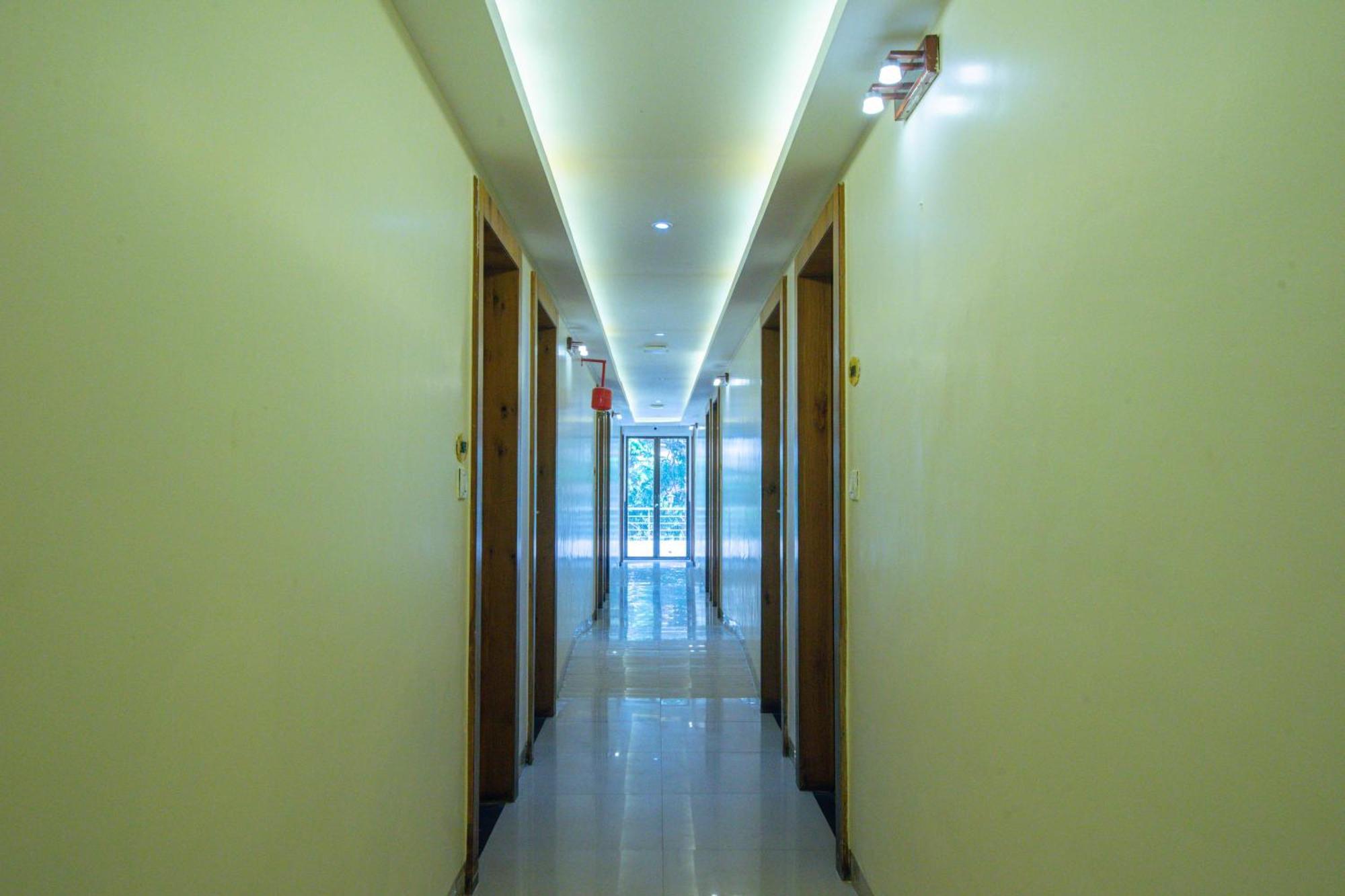Treebo Anam International Hotel