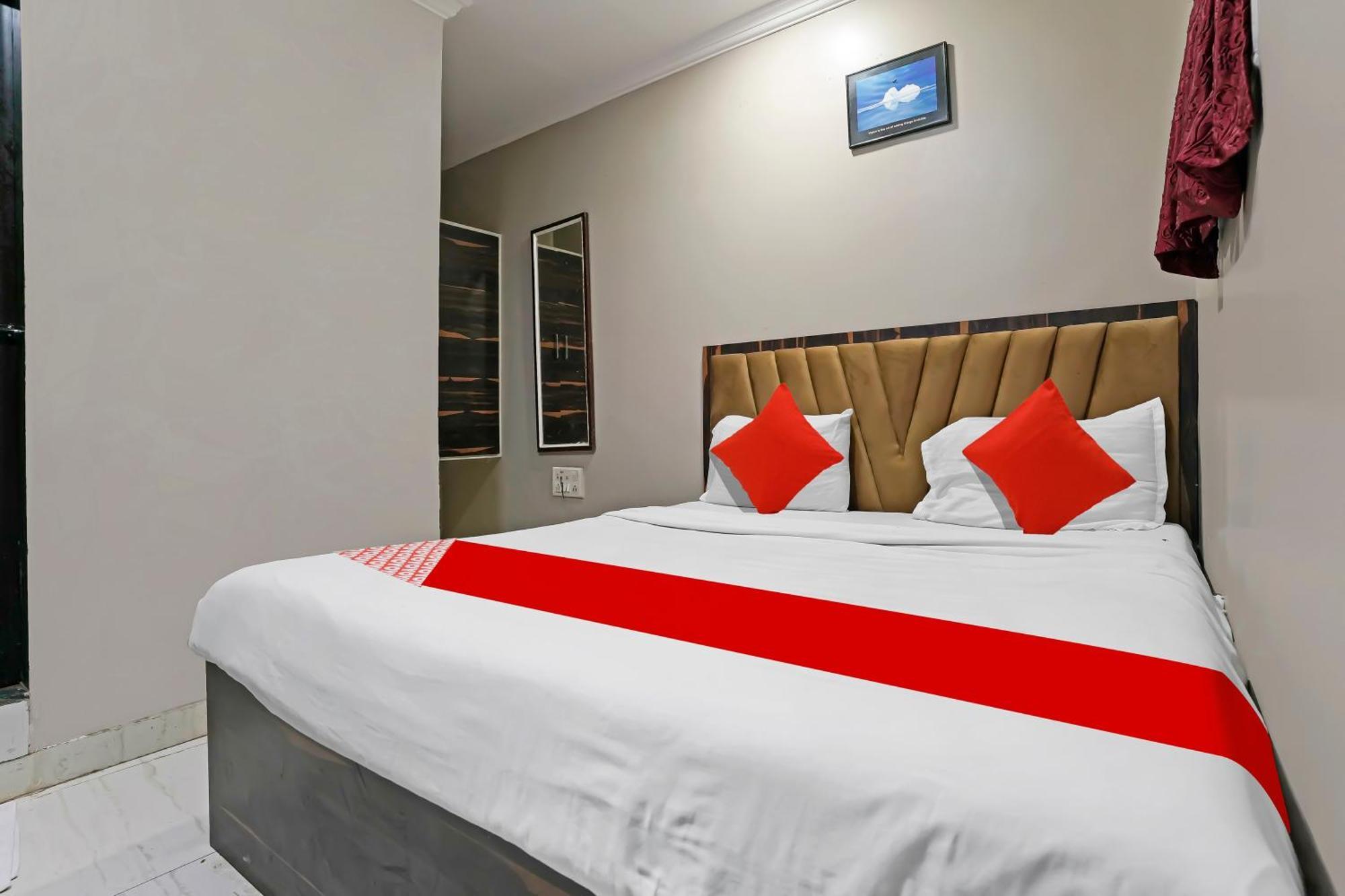 Super O Andheri East 3*
