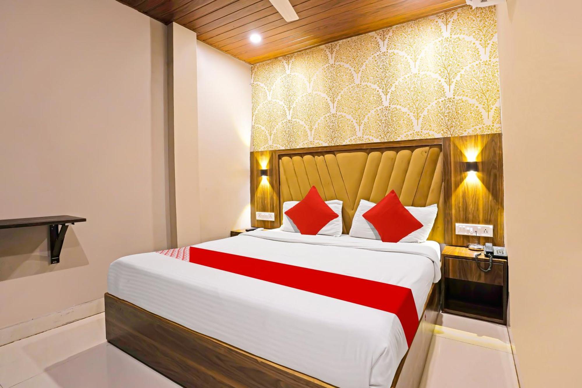 Hotel Super O Andheri East