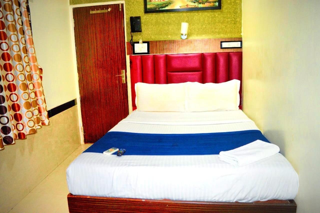 Akasa Near T2 International Airport Mumbai