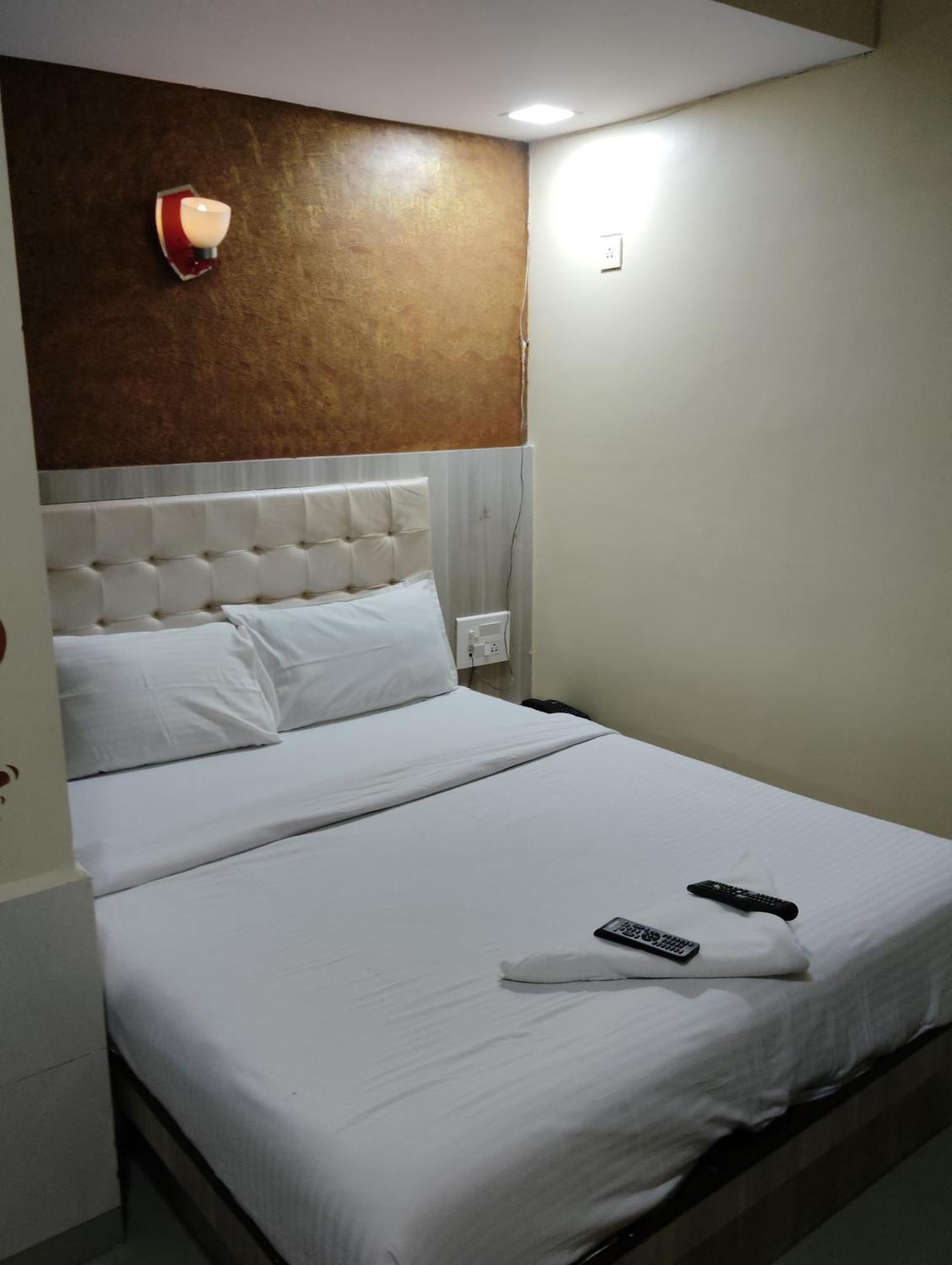 Golden Park Near Nesco * Mumbai