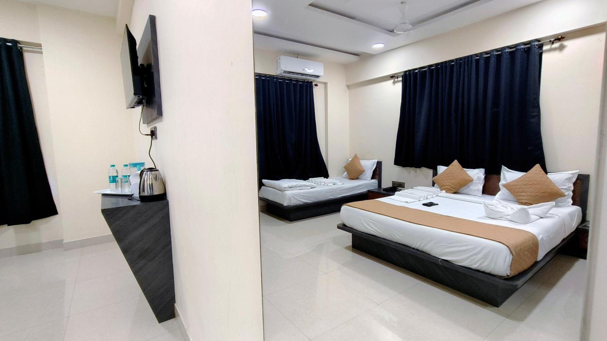Hotel Edition Blue - Mohammed Ali Road 2*
