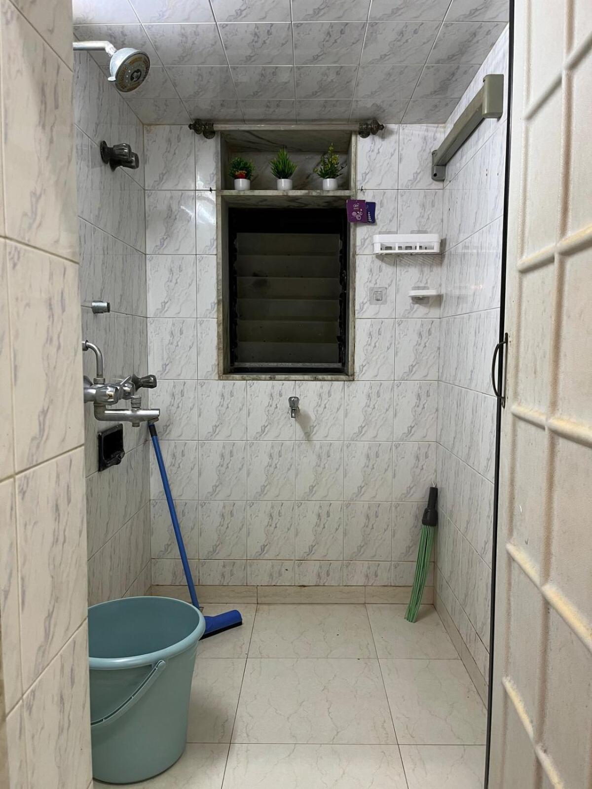 A Cozy & Peaceful Entire 1bhk House Near The Apartment *