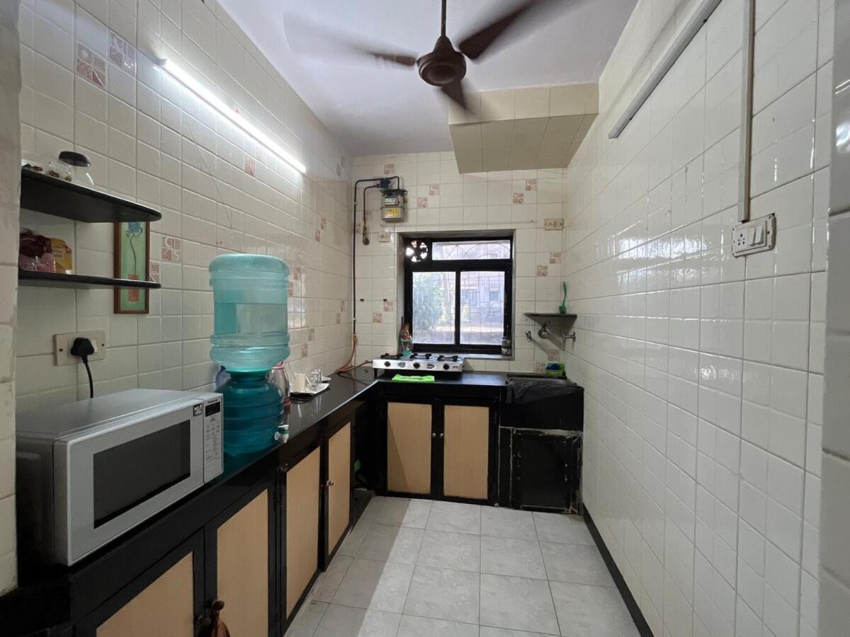 A Cozy & Peaceful Entire 1bhk House Near The Apartment Mumbai