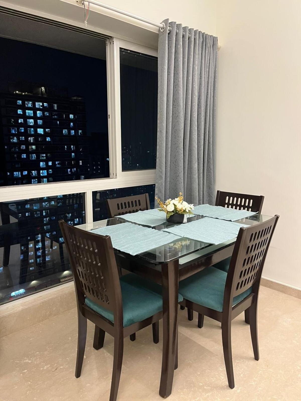 2bhk Living Near Nesco Malad East West